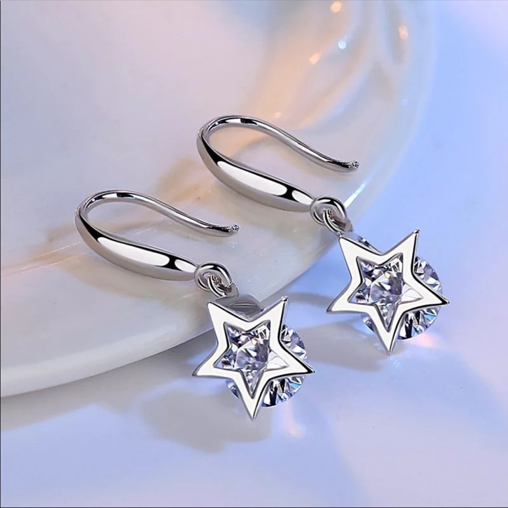 Sterling Silver 925 Crystal Star ⭐️ Earrings - Picture 2 of 3